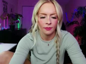 oliviaowens chaturbate stream image, 22.07.2025 23:40