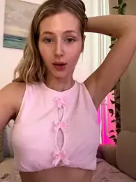 LunaRase stripchat stream image