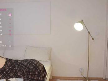 MissEssie bongacams stream image