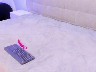 madelanecoote camsoda stream image