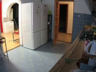 voyeurcam-julmodels-kitchen camsoda stream image