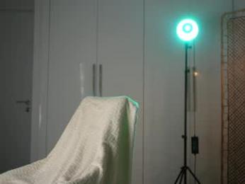 kriss0leoo chaturbate stream image