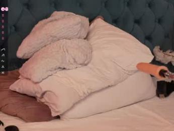 shiny_lily chaturbate stream image