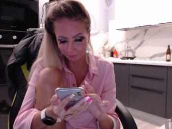 blondalina bongacams stream image