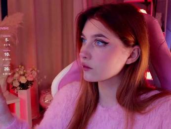 HoneyCherry bongacams stream image