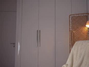 kriss0leoo chaturbate stream image