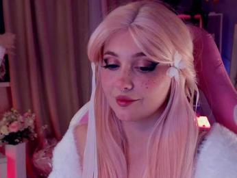 HoneyCherry bongacams stream image