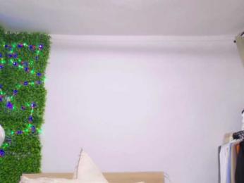 EmilyxJames bongacams stream image