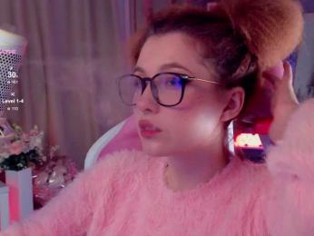 HoneyCherry bongacams stream image