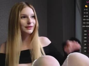 queenelia chaturbate stream image