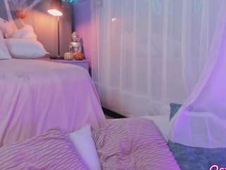 sofly-s camsoda stream image, 03.10.2025 12:00