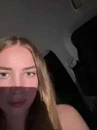 EvieEvans stripchat stream image