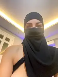 Amberonee31 stripchat stream image