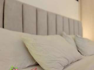 foxy-boobs camsoda stream image