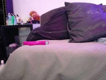 Midnightrose11 bongacams stream image