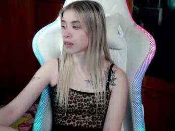 ho1yh01e chaturbate stream image