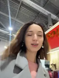 DollyTall stripchat stream image