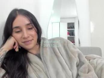 petitealejats chaturbate stream image