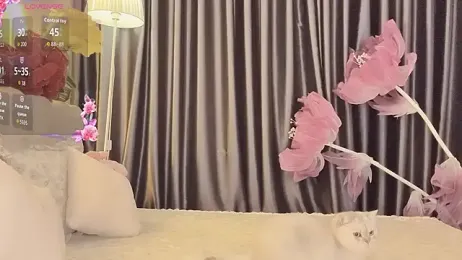 --102KymMiiss-- stripchat stream image