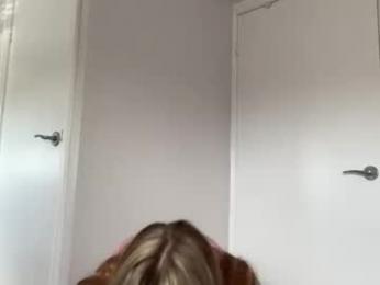 kittengirlxo chaturbate stream image