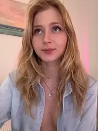 LunaRase stripchat stream image