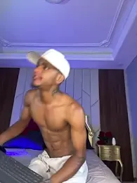 AaronCruz_ stripchat stream image