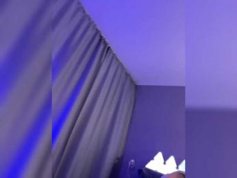 whiteTEA bongacams stream image