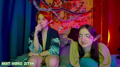 TrickyKitsune stripchat stream image