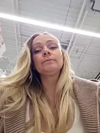 Bondgirl_013 stripchat stream image