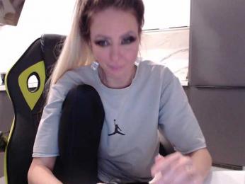 blondalina bongacams stream image