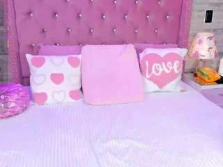 irina-foxx1 camsoda stream image