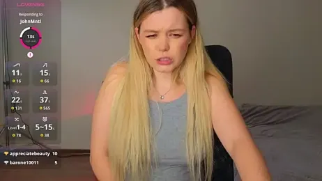 Milana15 stripchat stream image