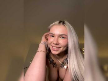 EmmaGoodGirl bongacams stream image