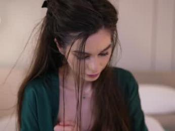 dovia chaturbate stream image