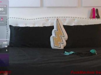 VioletBaby bongacams stream image