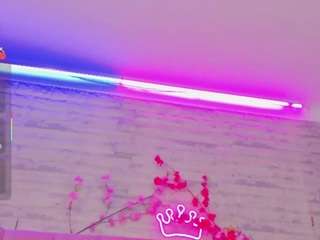 irina-foxx1 camsoda stream image