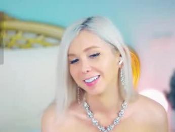 amoramias chaturbate stream image