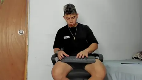 andrew_rose_ stripchat stream image