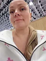 Bondgirl_013 stripchat stream image