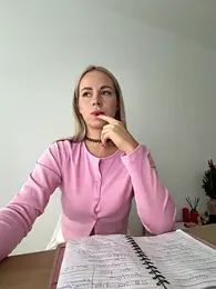 streetdoll stripchat stream image