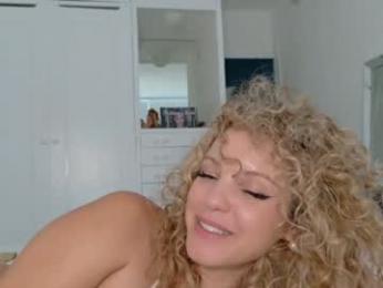 theislandgirl chaturbate stream image