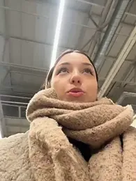 DollyTall stripchat stream image