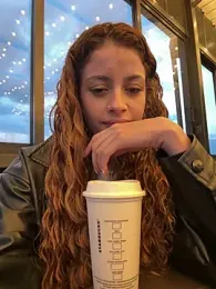 alana15 stripchat stream image