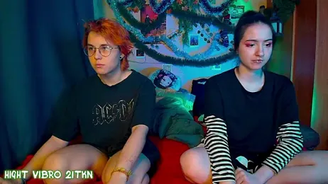 TrickyKitsune stripchat stream image