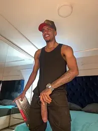 AaronCruz_ stripchat stream image