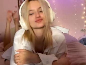 bebravee chaturbate stream image