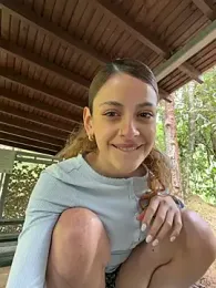 alana15 stripchat stream image