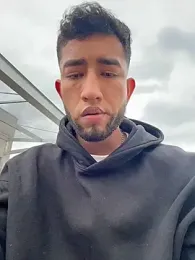 liam_bronw stripchat stream image