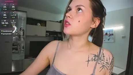 HeatherNextDoor stripchat stream image