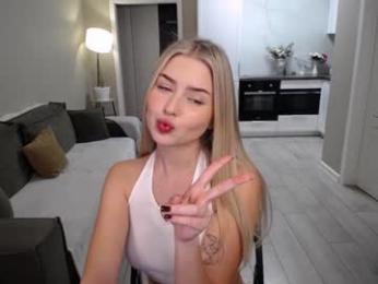 cute18cute chaturbate stream image